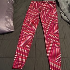 Old Navy pink Stripes athletic leggings